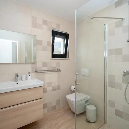 Subin With Panoramic Sea Views Villa