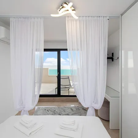 Subin With Panoramic Sea Views Villa *