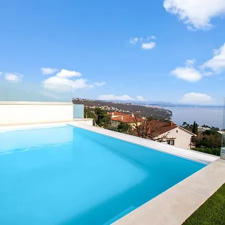 Subin With Panoramic Sea Views Villa *