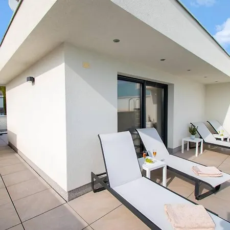 Subin With Panoramic Sea Views Villa *